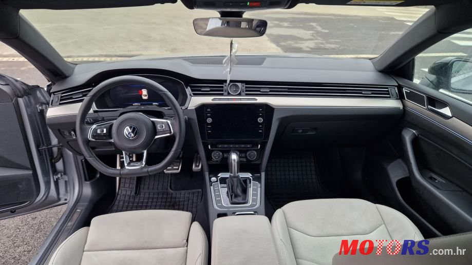 2018' Volkswagen Arteon 1,5 Tsi photo #6