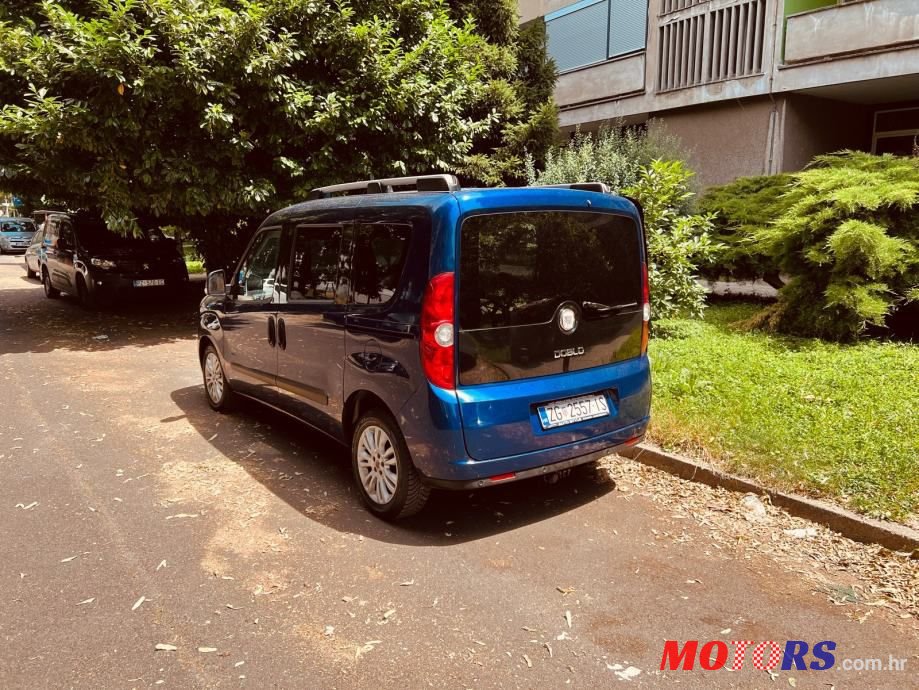 2010' Fiat Doblo 1.6 Multijet photo #3