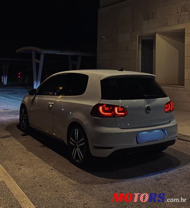 2011' Volkswagen Golf 6 2,0 Tdi photo #1