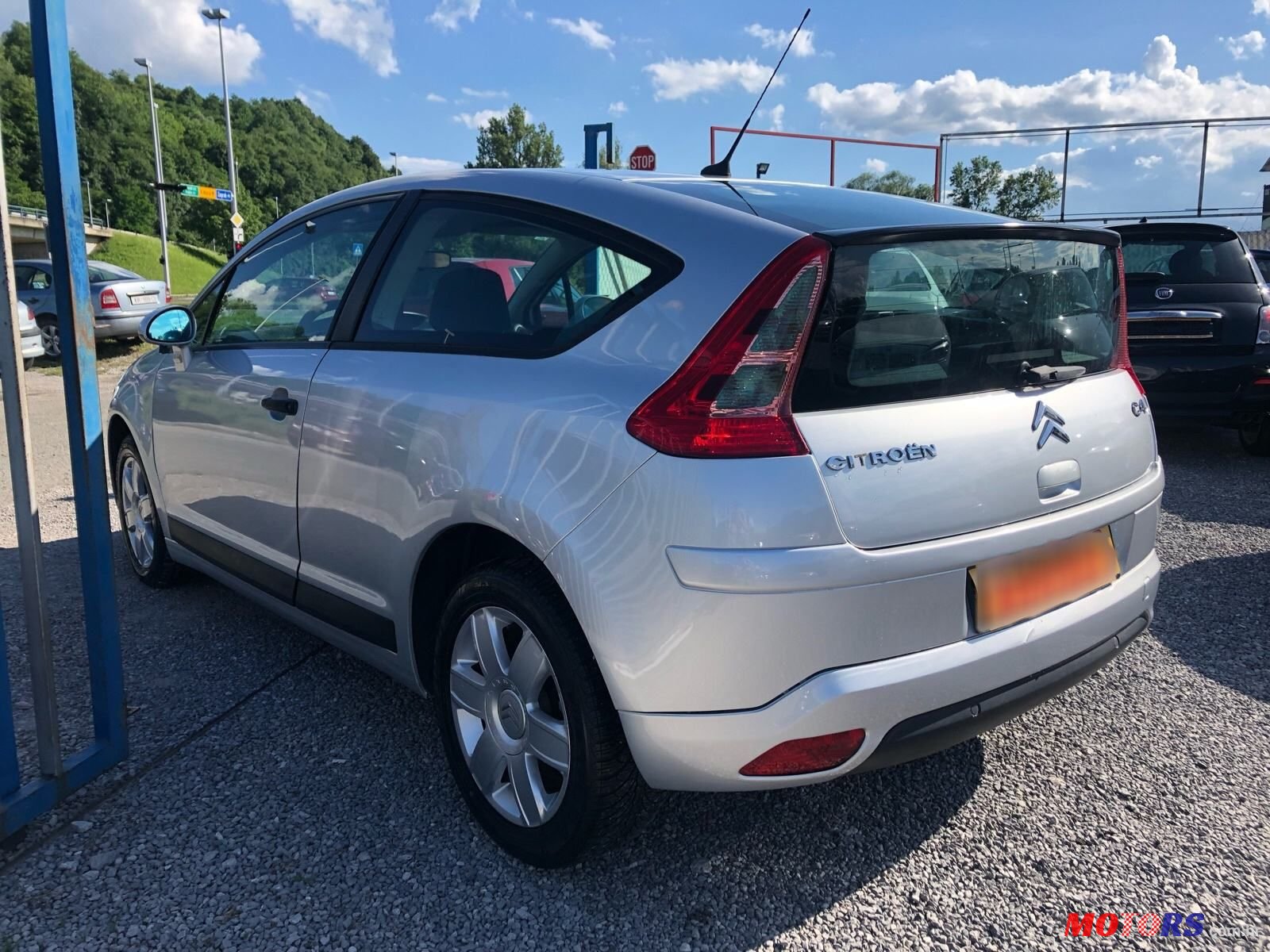 2005' Citroen C4 1,6 Hdi 16V X photo #4