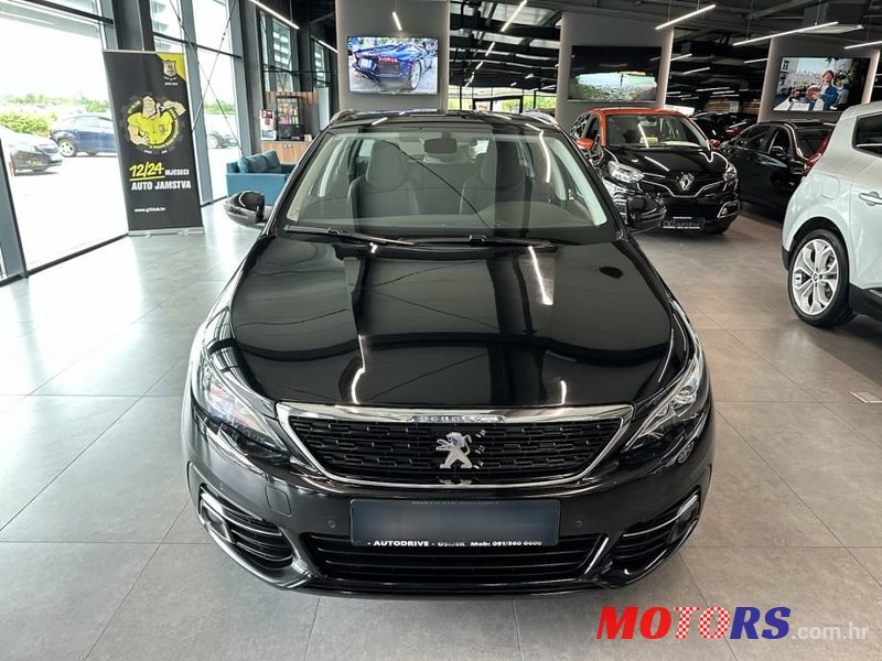 2018' Peugeot 308 Sw photo #2