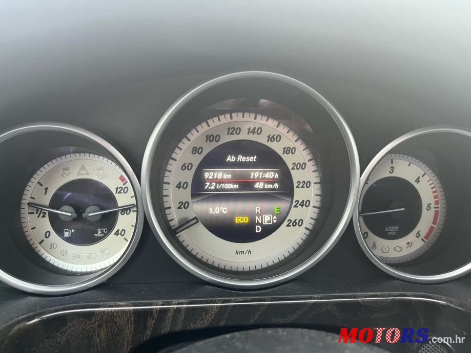 2013' Mercedes-Benz E-Klasa 250 Cdi photo #6