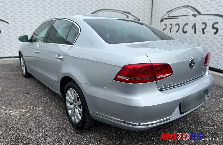 2011' Volkswagen Passat 2,0 Tdi Bmt photo #4