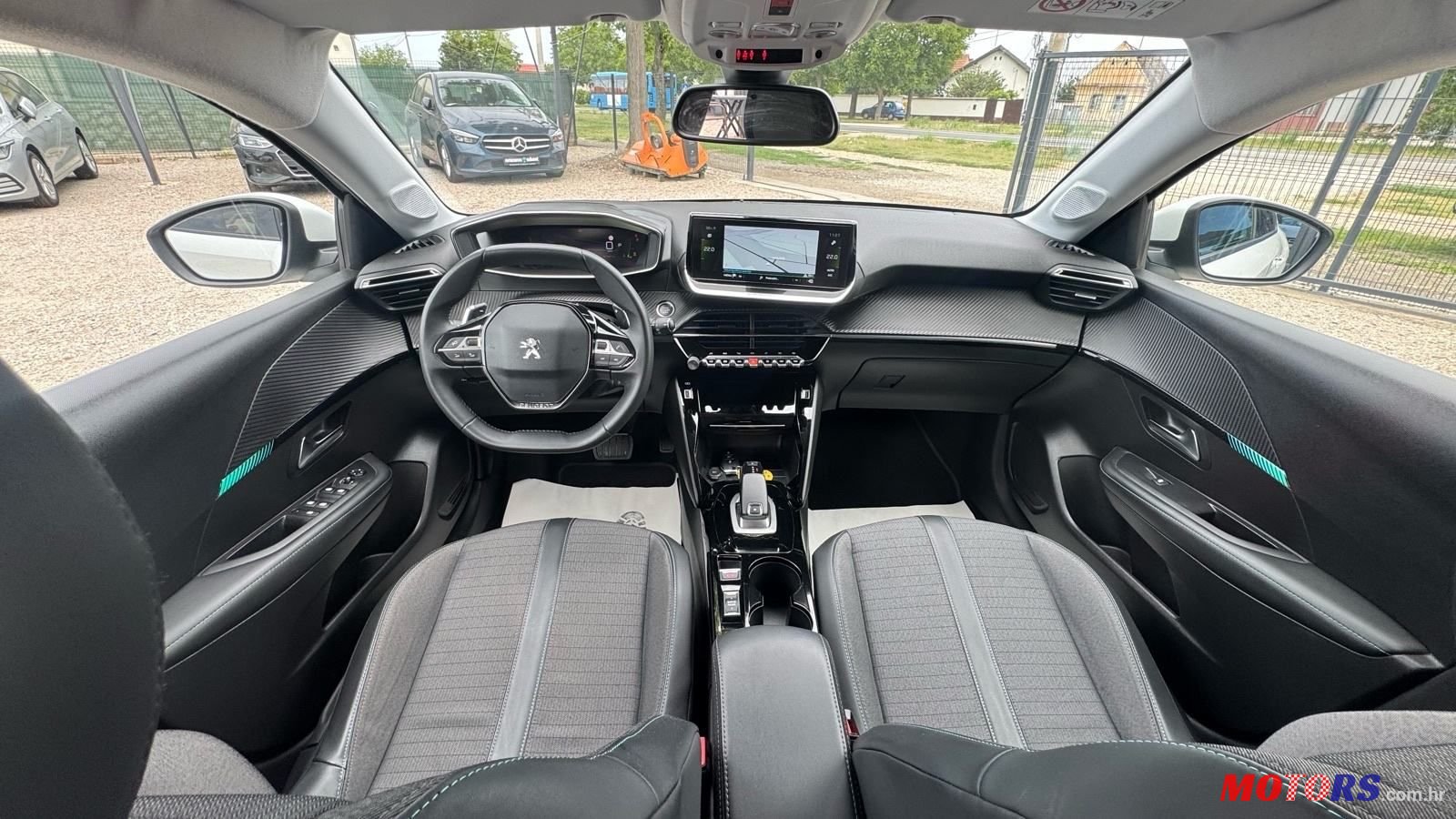 2021' Peugeot 208 1,2 Puretech photo #4