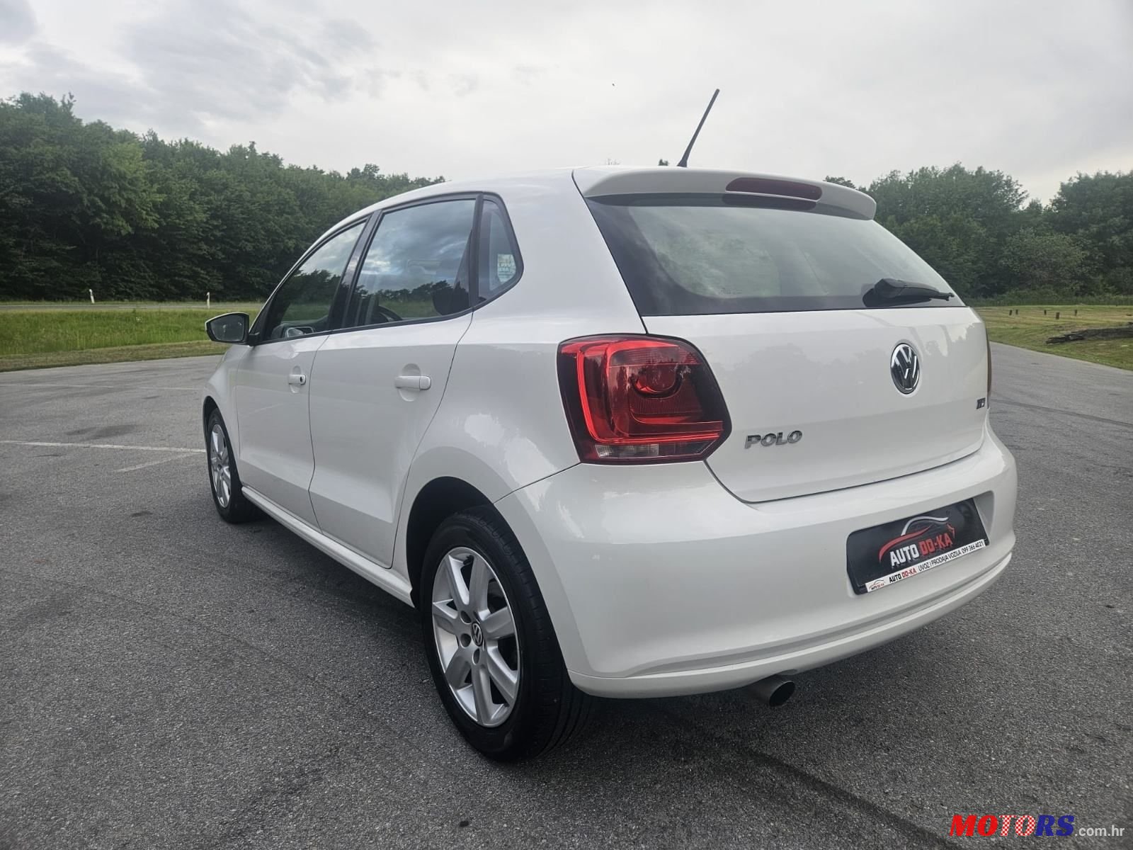 2010' Volkswagen Polo 1,6 Tdi photo #4