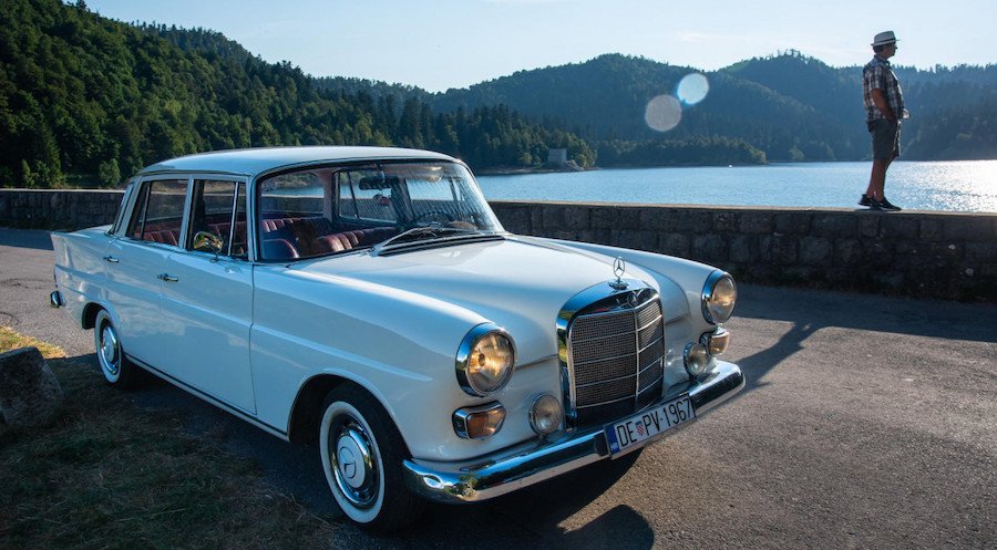 Nikola iz Lokava je 10 godina obnavljao Mercedes 200 D ‘Repaš‘: Posjetili smo ga u Gorskom kotaru