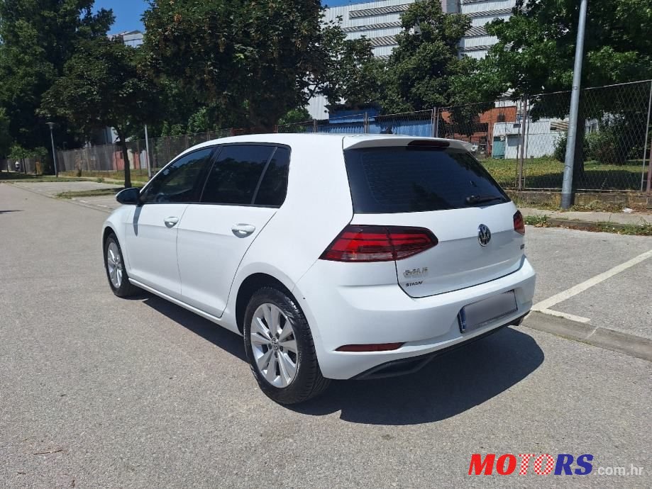 2017' Volkswagen Golf VII 1,6 Tdi photo #4