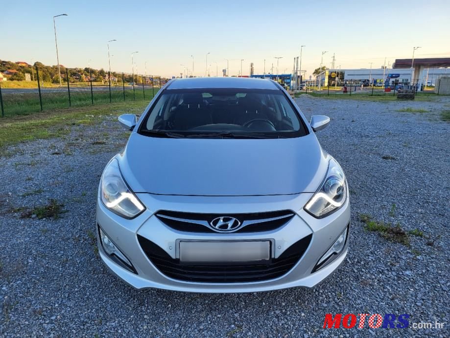 2013' Hyundai i40 1,7 Crdi photo #4