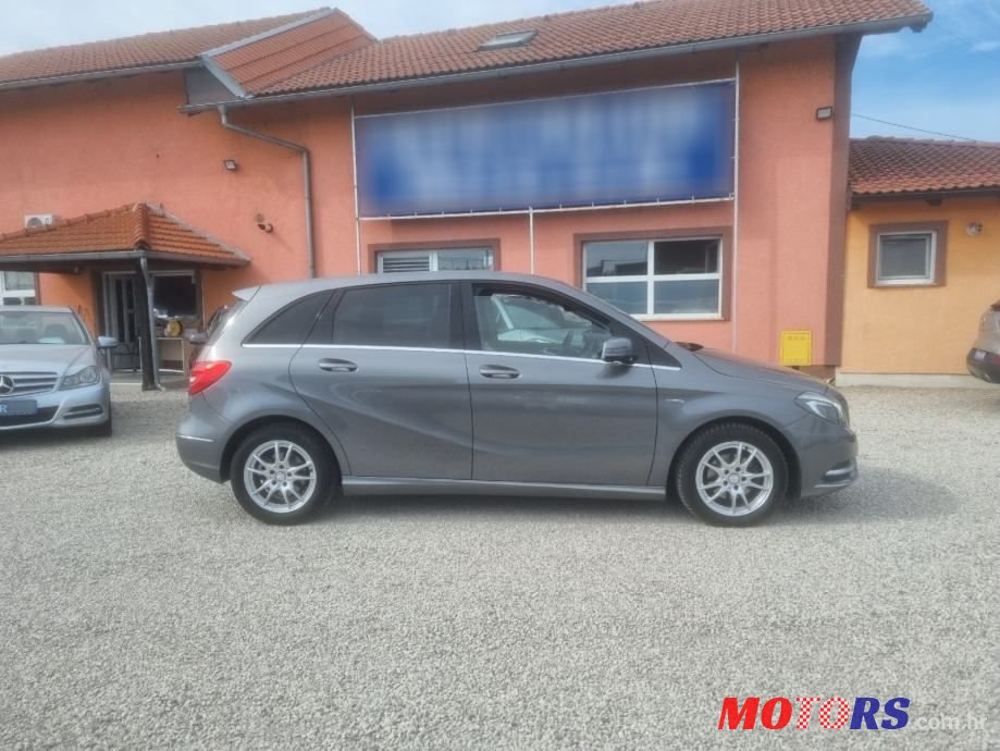 2012' Mercedes-Benz B-Klasa 180 Cdi photo #4