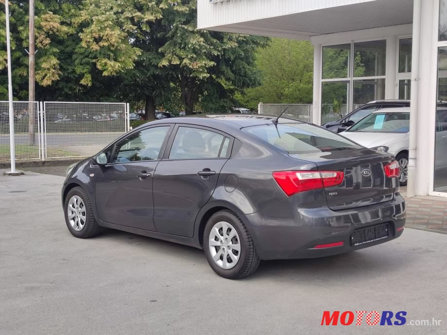 2012' Kia Rio photo #6