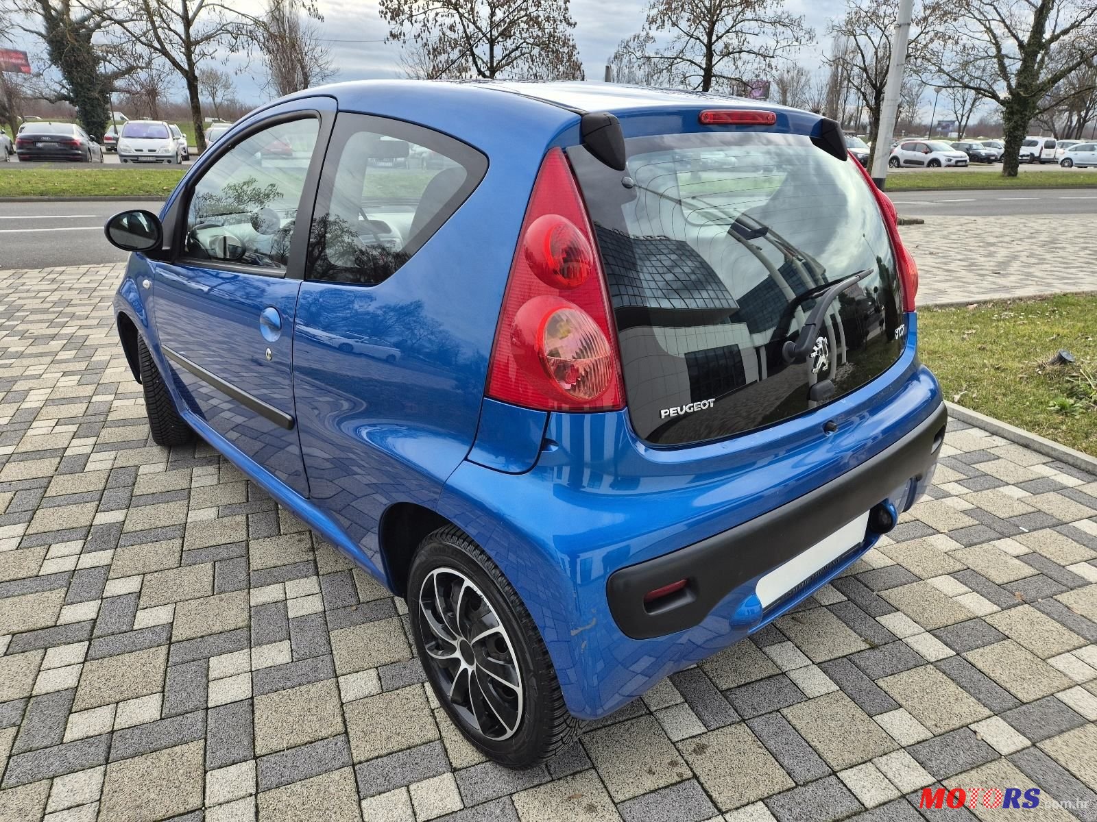 2012' Peugeot 107 1,0 photo #6