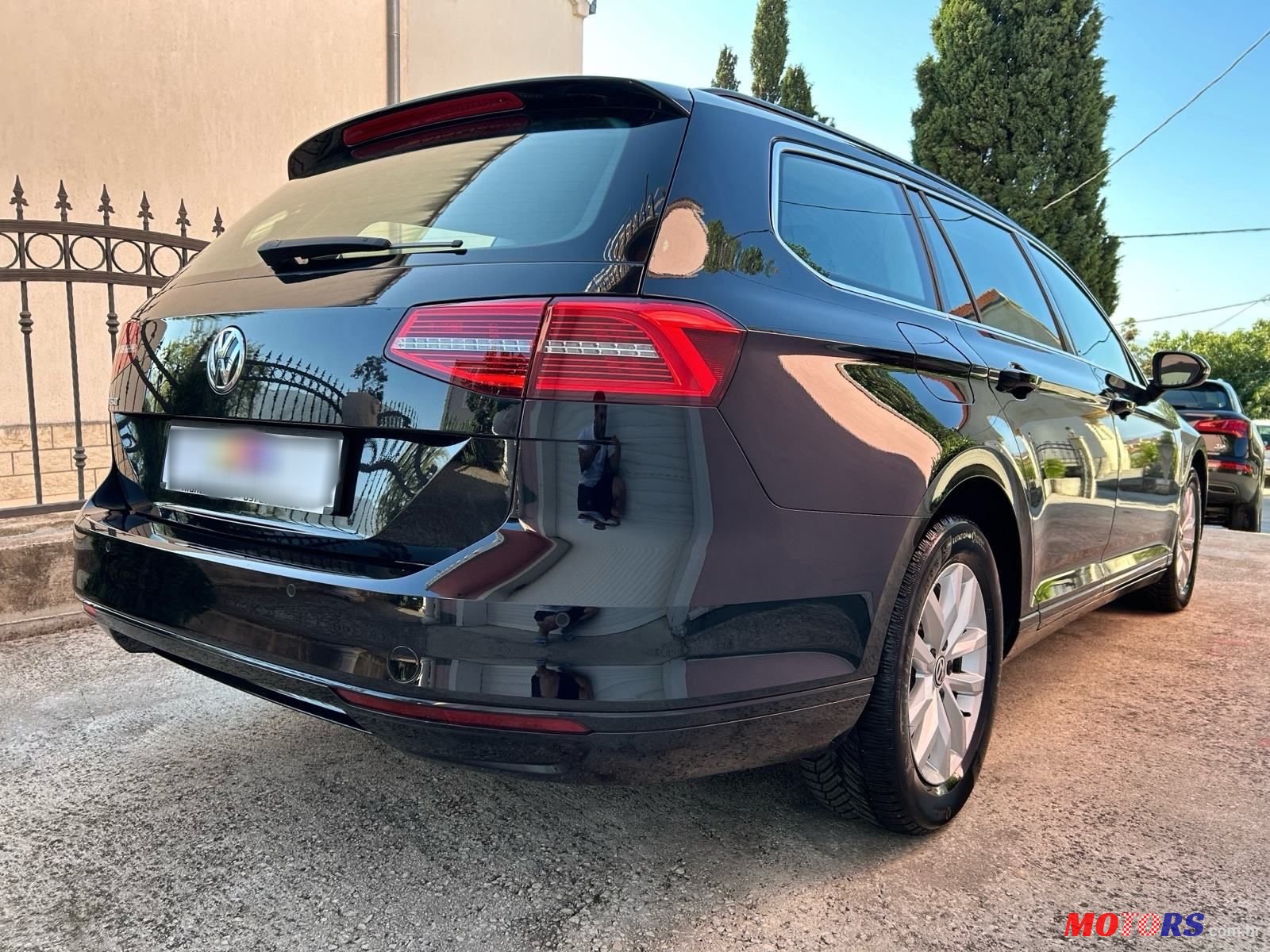 2019' Volkswagen Passat Variant photo #5