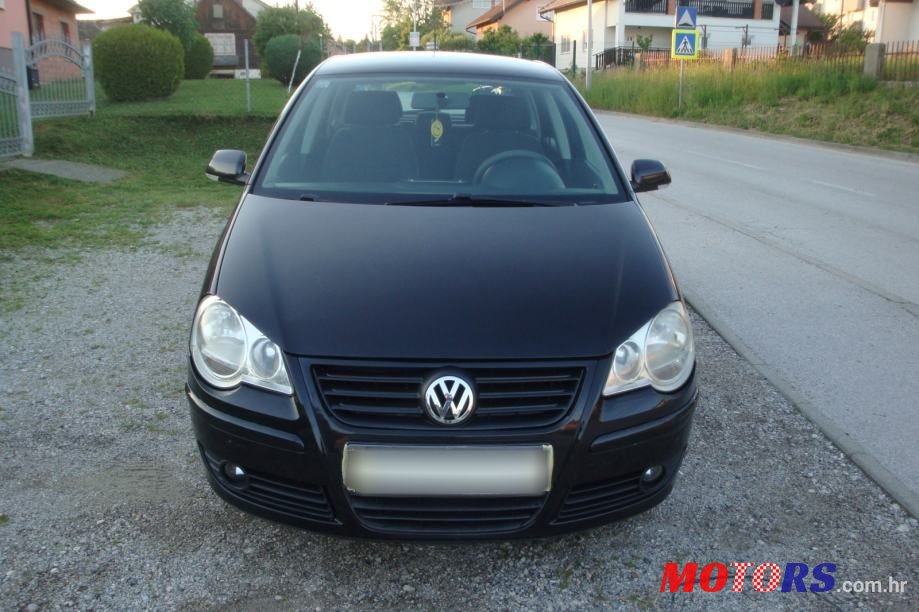 2006' Volkswagen Polo photo #3