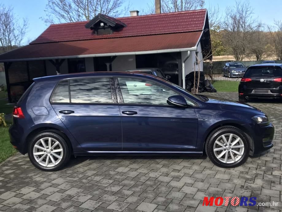 2015' Volkswagen Golf 7 1,6 Tdi photo #5