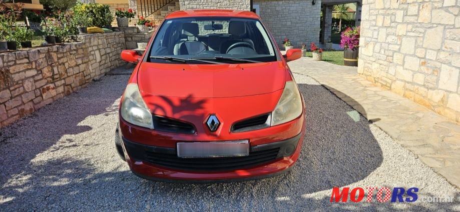 2005' Renault Clio 1,2 16V photo #3