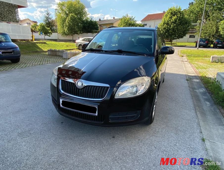 2008' Skoda Fabia Combi 1,4 Tdi photo #1