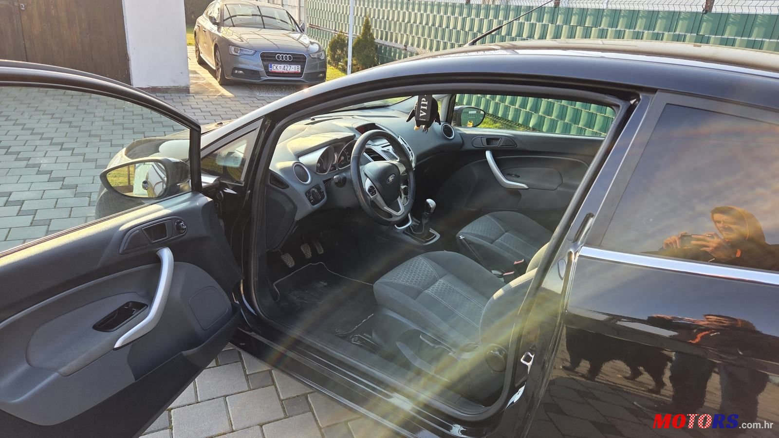 2009' Ford Fiesta photo #6