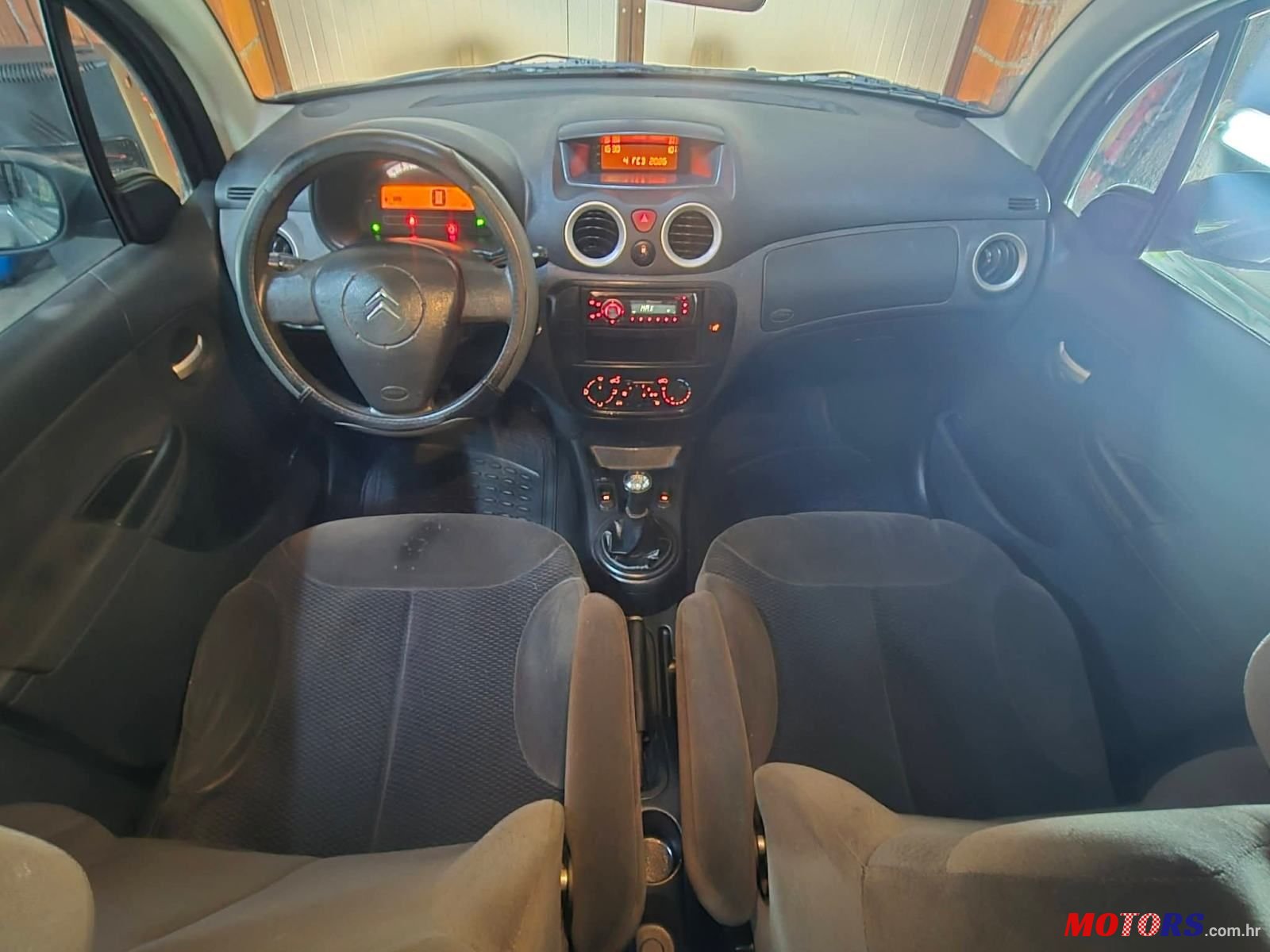 2010' Citroen C3 1,4 photo #6