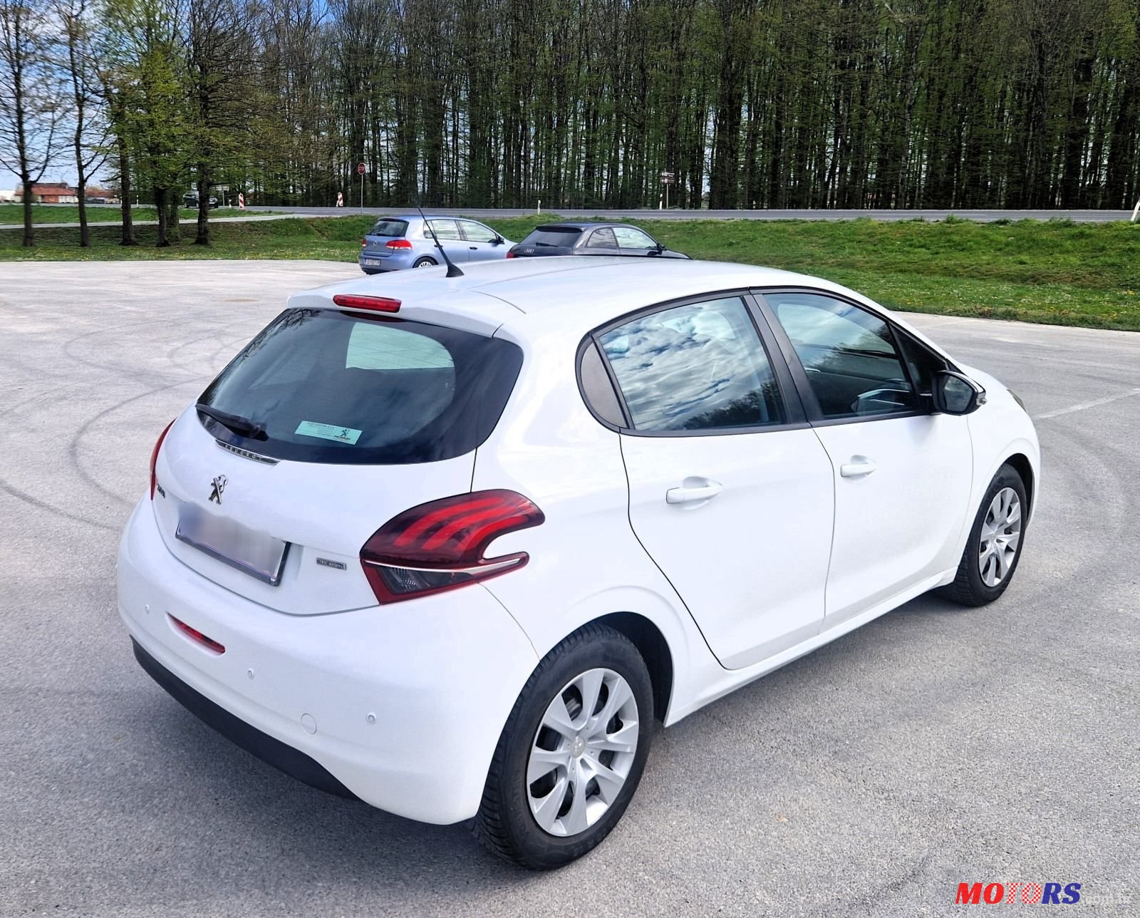2015' Peugeot 208 1,6 E-Hdi photo #5