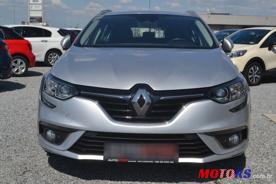 2018' Renault Megane Grandtour photo #2