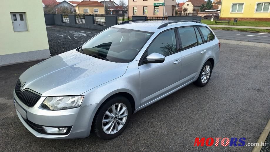 2017' Skoda Octavia Combi photo #2
