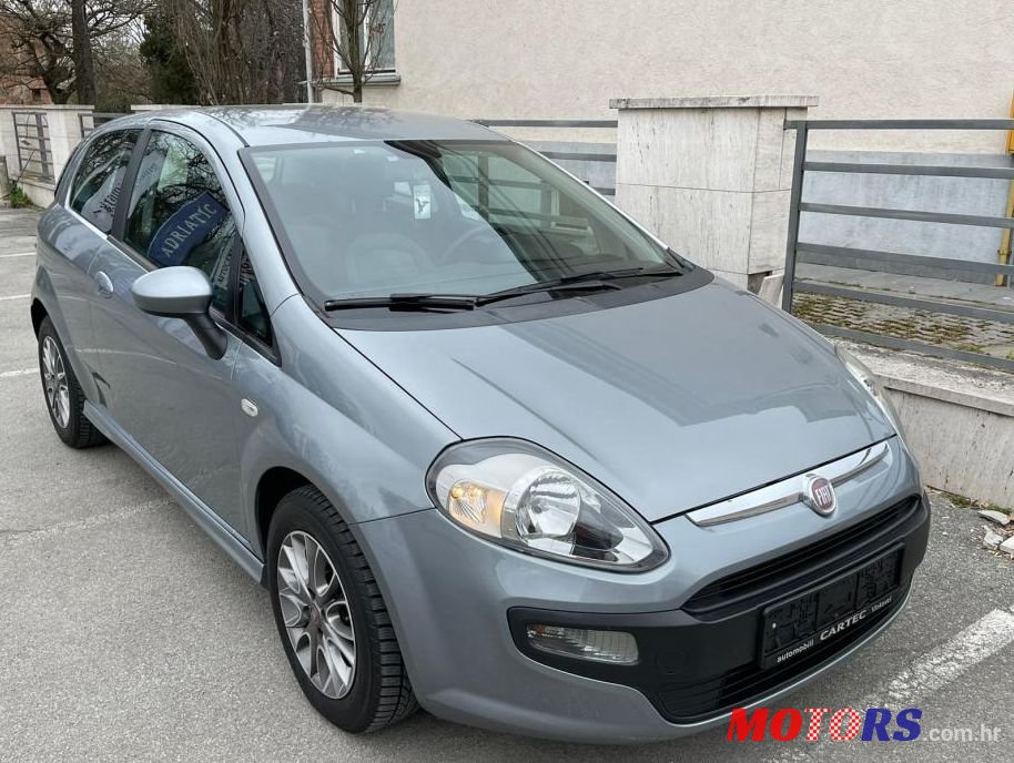 2010' Fiat Punto Evo 1,3 Multijet 16V photo #1