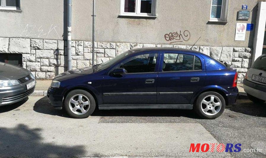2000' Opel Astra 1,7 Dt photo #1