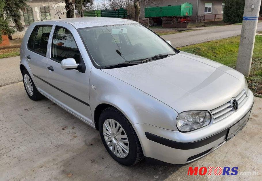 2001' Volkswagen Golf IV 1,9 Tdi photo #1
