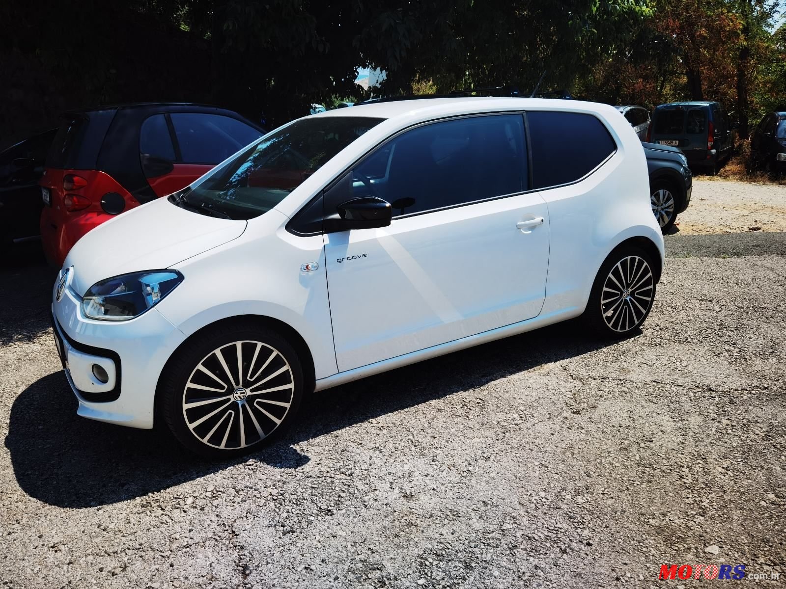 2014' Volkswagen Up! 1,0 Up! photo #4