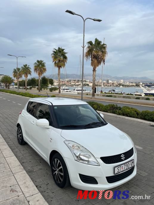 2012' Suzuki Swift photo #1