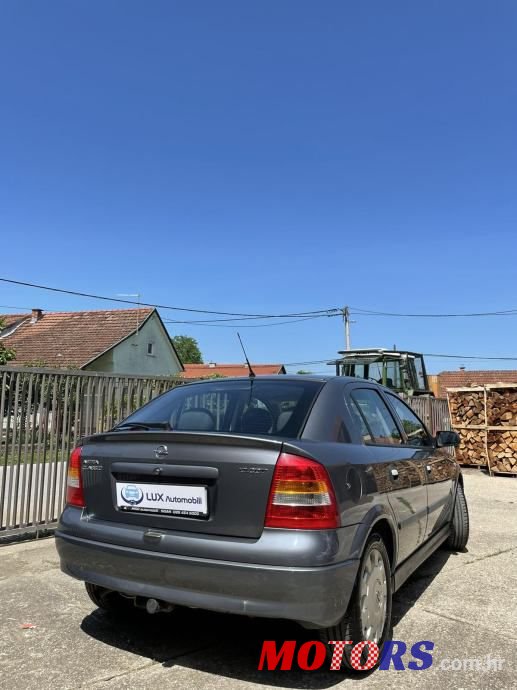 2006' Opel Astra 1,7 Cdti photo #4