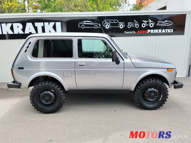 2006' Lada Niva 1700 photo #5