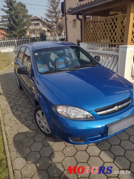 2010' Chevrolet Lacetti photo #4