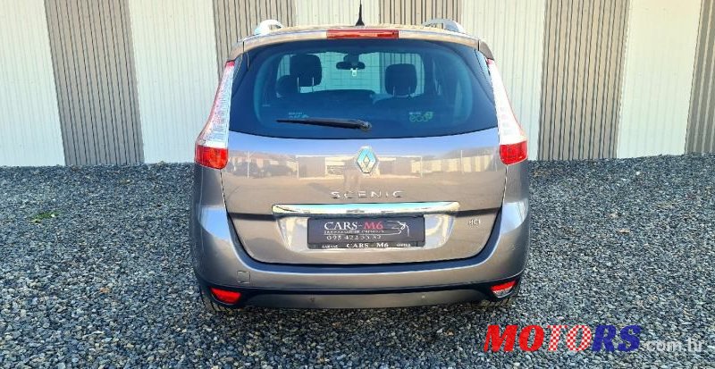 2015' Renault Grand Scenic photo #6