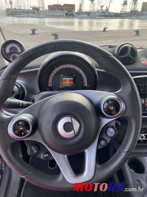 2017' Smart Fortwo photo #5