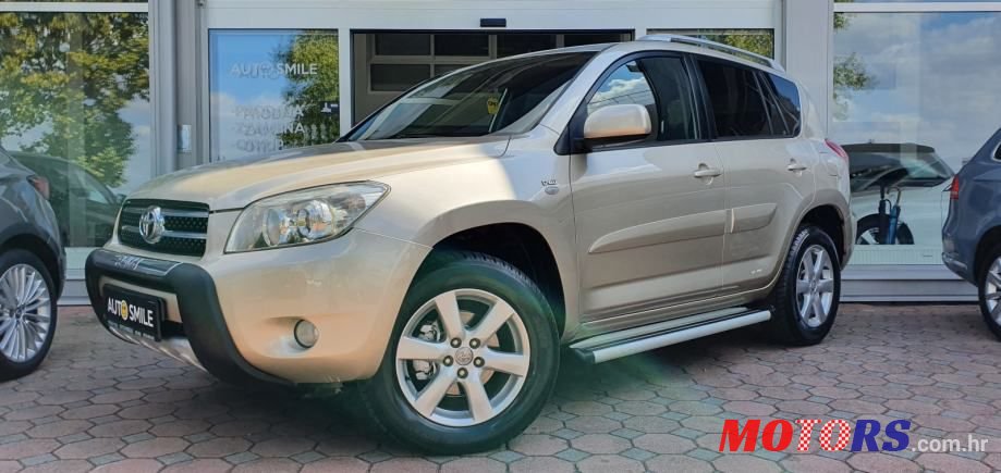 2008' Toyota RAV4 2,2 D-4D photo #1