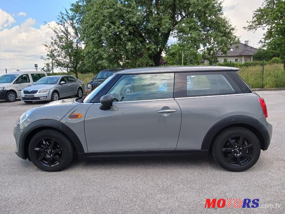 2015' MINI One D photo #2