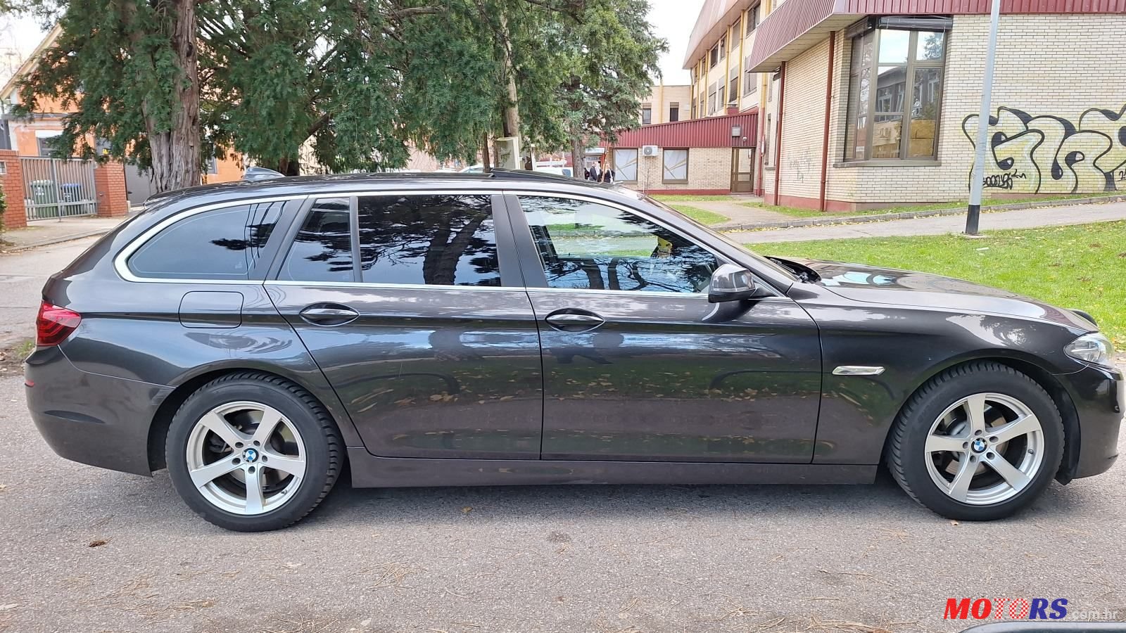 2014' BMW Serija 5 520D photo #4