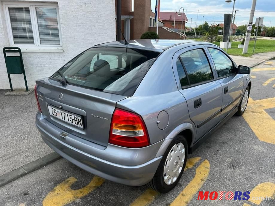 2006' Opel Astra 1,4 photo #2