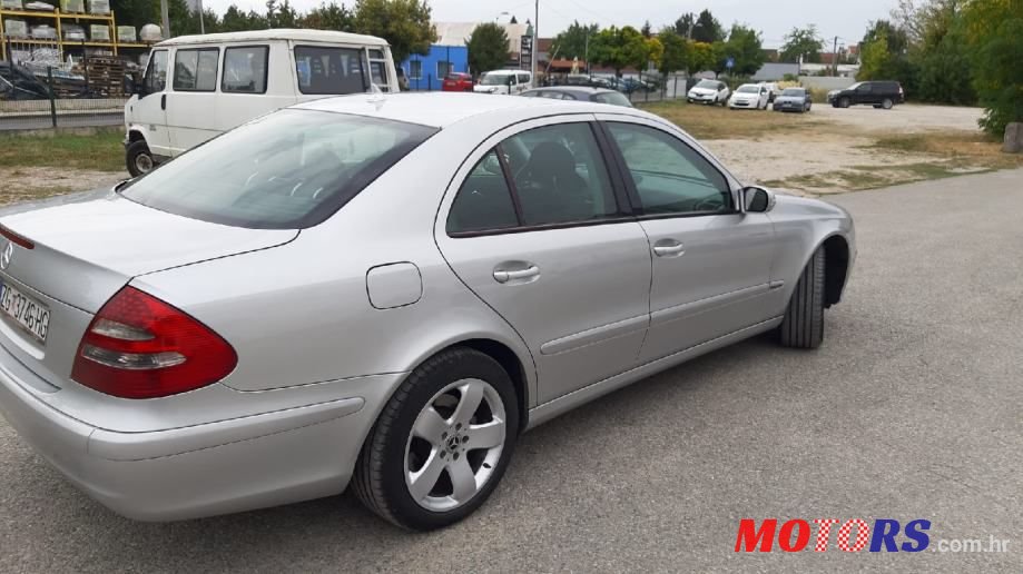 2005' Mercedes-Benz E-Klasa 200 Cdi photo #6