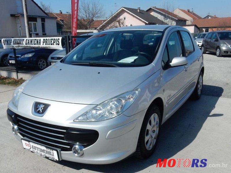 2007' Peugeot 307 1,6 16V Hdi photo #2