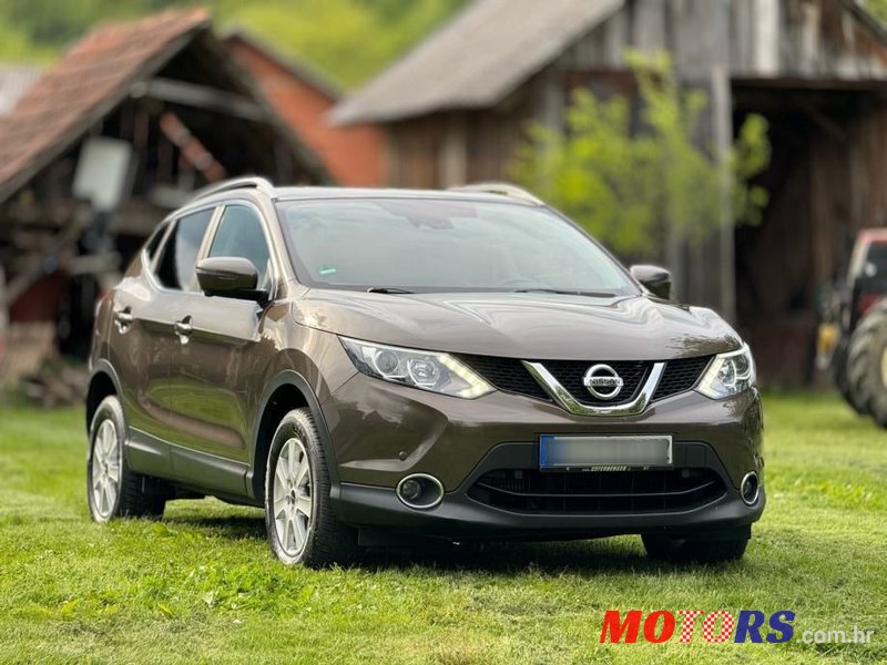 2015' Nissan Qashqai 4Wd 1,6 Dci photo #1