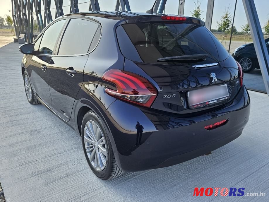 2017' Peugeot 208 1,2 Puretech photo #4