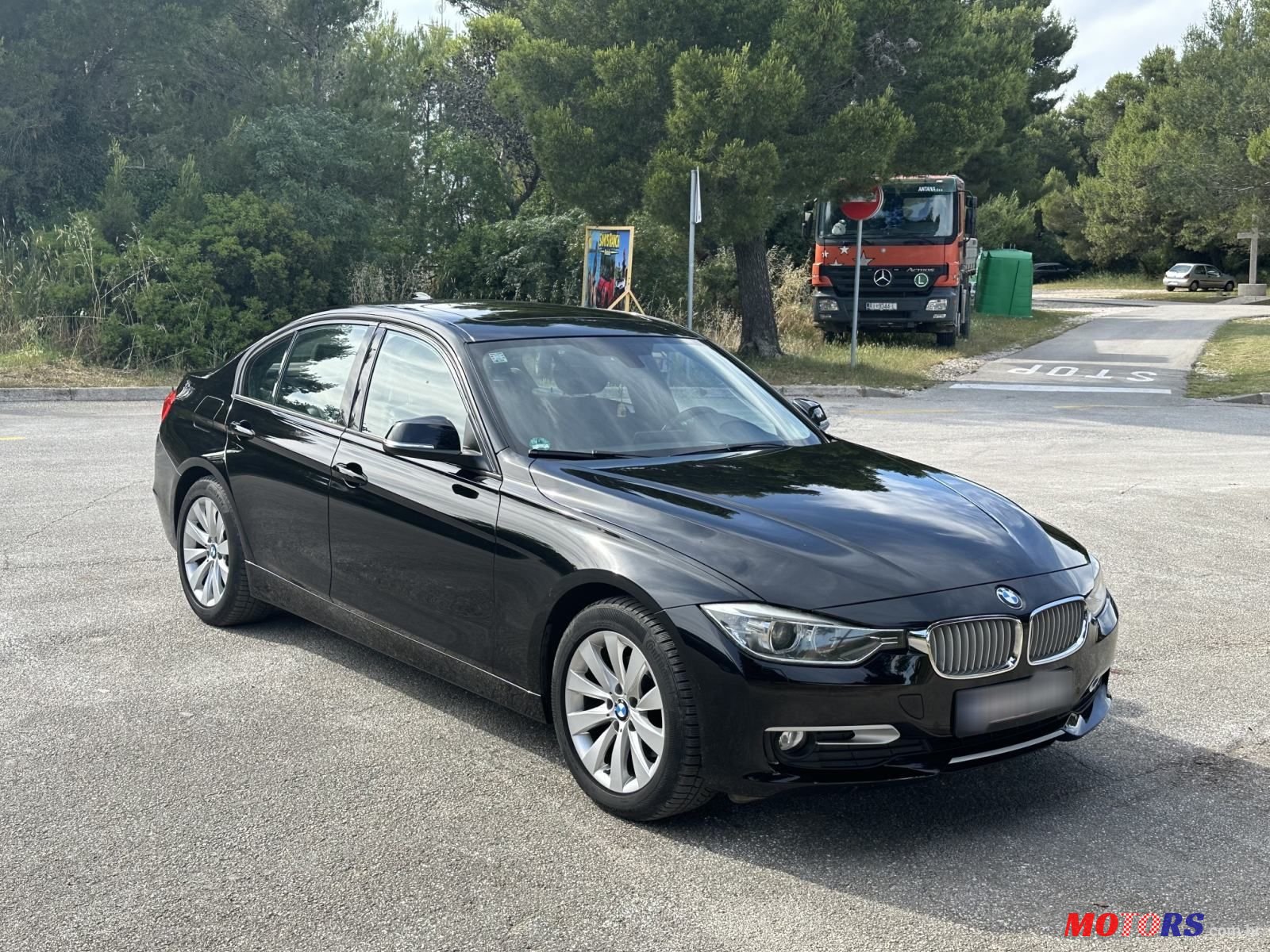 2013' BMW Serija 3 320D photo #1