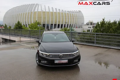 2021' Volkswagen Passat Variant