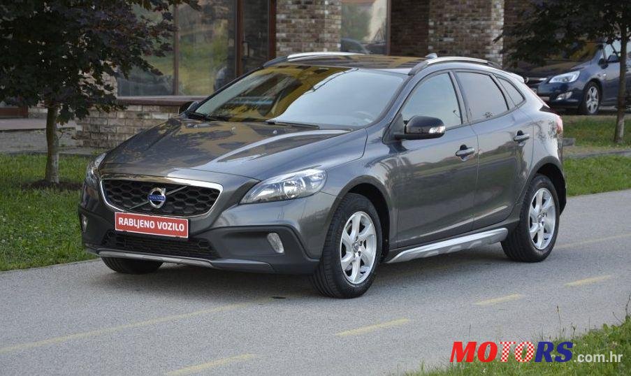 2014' Volvo V40 D2 photo #1
