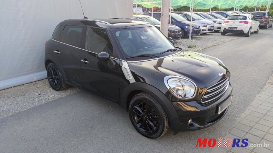 2016' MINI Countryman Cooper D photo #3