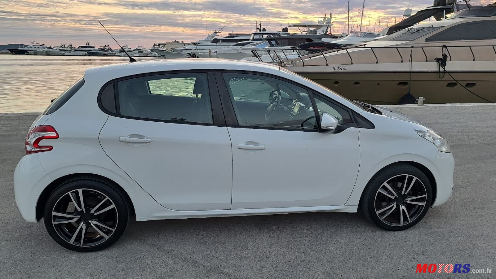 2013' Peugeot 208 1,4 Hdi photo #3