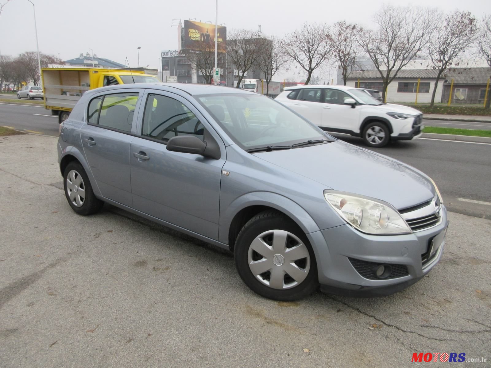 2010' Opel Astra 1,7 Cdti photo #3