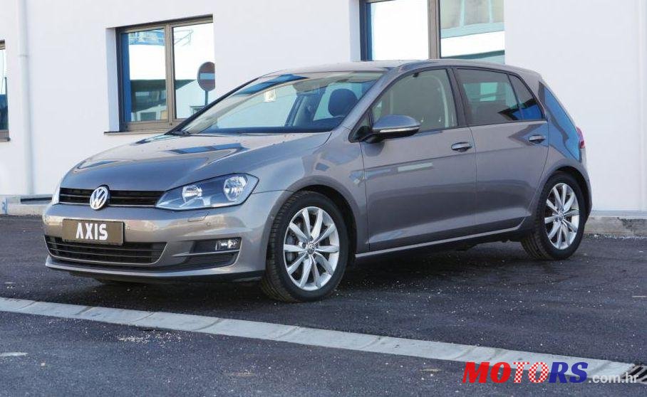2013' Volkswagen Golf VII photo #1